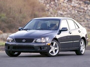 2004 Lexus Is photo