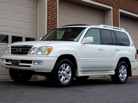 2004 Lexus Lx photo