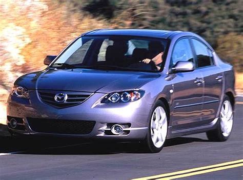 2004 Mazda Mazda3 photo