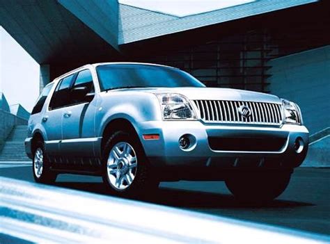 2004 Mercury Mountaineer photo