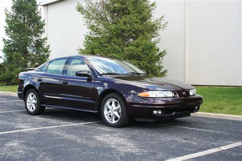 2004 Oldsmobile Alero photo