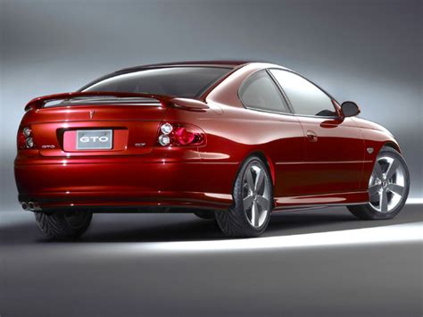 2004 Pontiac Gto photo