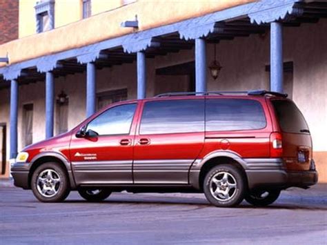 2004 Pontiac Montana photo