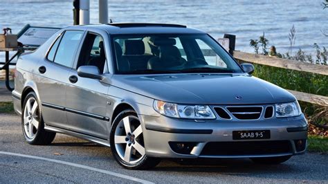 2004 Saab 9-5 photo