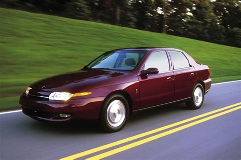 2004 Saturn L300 photo