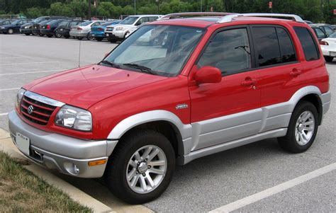 2004 Suzuki Vitara photo