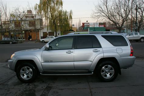 2004 Toyota 4runner photo