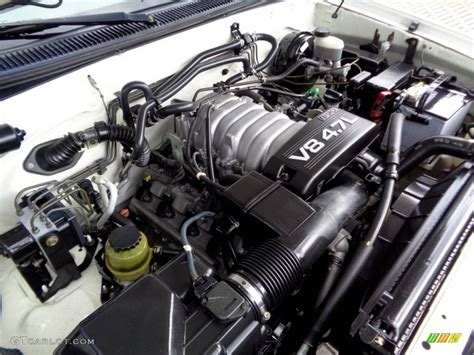 2004 Toyota Sequoia engine