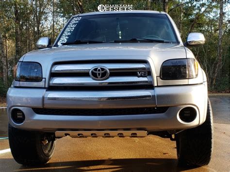 2004 Toyota Tundra photo