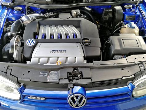 2004 Volkswagen R32 engine