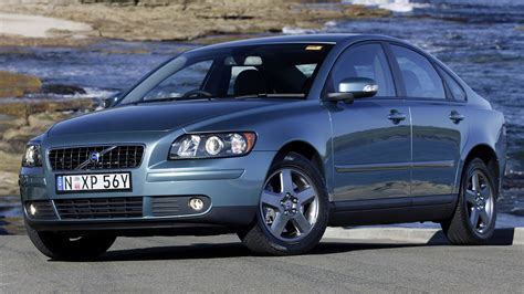 2004 Volvo S40