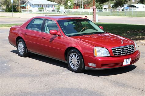 2005 Cadillac Deville photo