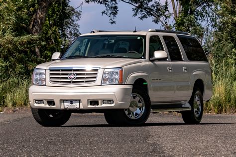 2005 Cadillac Escalade esv engine