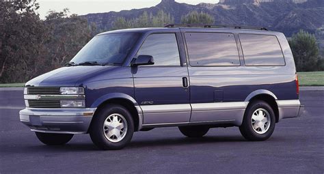 2005 Chevrolet Astro photo