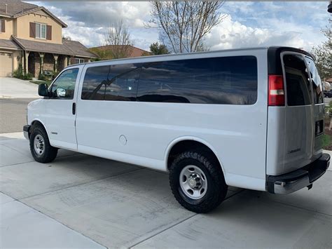 2005 Chevrolet Express 3500 engine