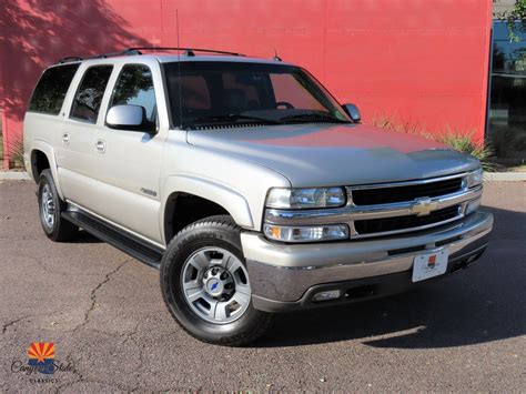 2005 Chevrolet Suburban photo
