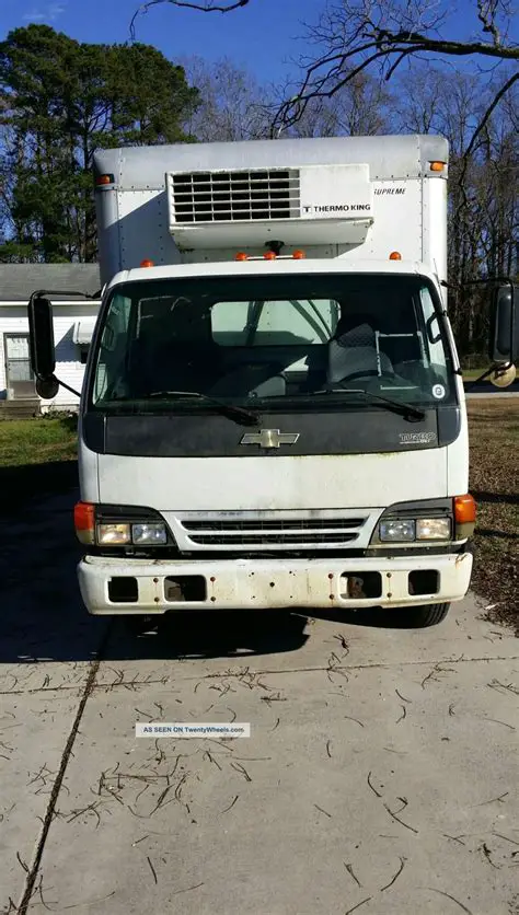 2005 Chevrolet W3500 photo