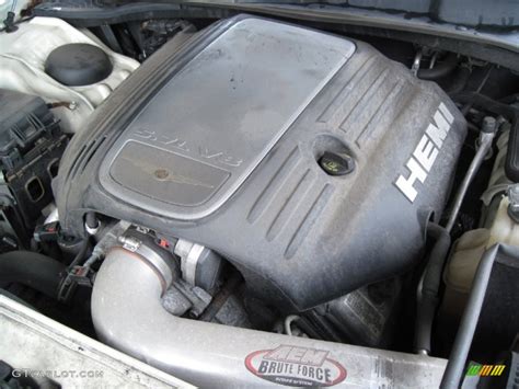 2005 Chrysler 300 awd engine