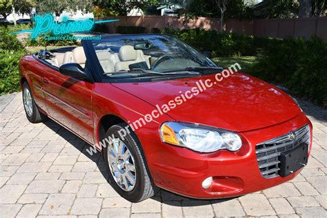 2005 Chrysler Sebring convertible photo