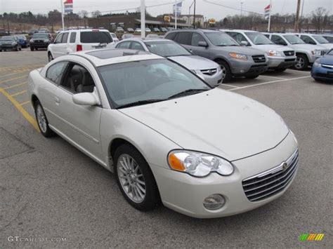 2005 Chrysler Sebring coupe photo