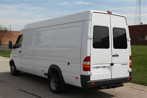 2005 Dodge Sprinter 3500 photo