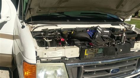 2005 Ford E-450 engine