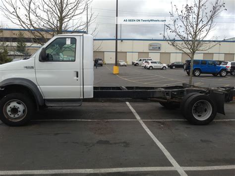 2005 Ford E-550 photo