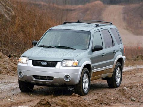 2005 Ford Escape hybrid photo