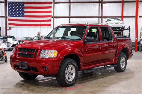 2005 Ford Explorer sport photo