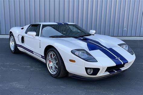 2005 Ford Ford gt photo