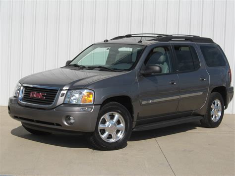 2005 Gmc Envoy xl 370 photo