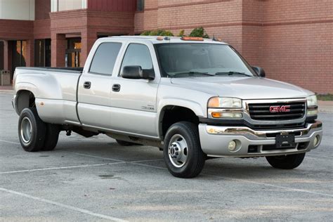 2005 Gmc Sierra 3500 photo