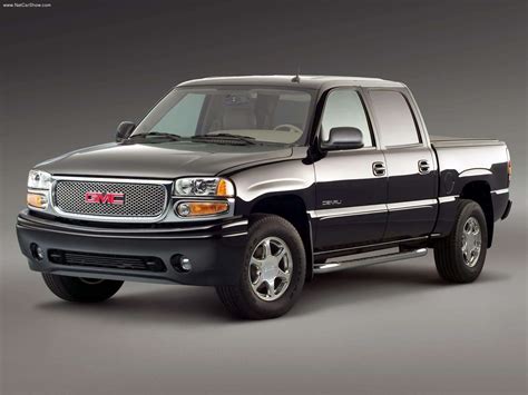 2005 Gmc Sierra denali photo