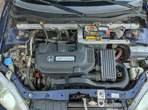 2005 Honda Insight engine