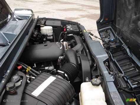 2005 Hummer H2 engine