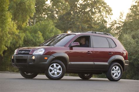 2005 Hyundai Tucson photo