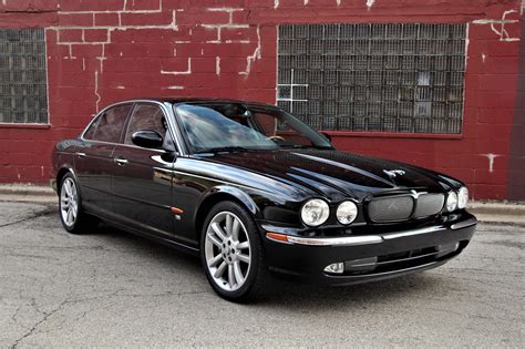 2005 Jaguar Xjr photo