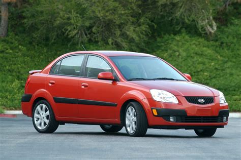 2005 Kia Rio photo