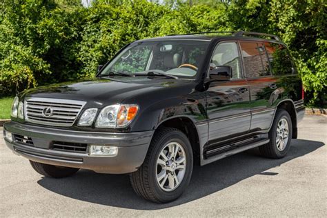 2005 Lexus Lx