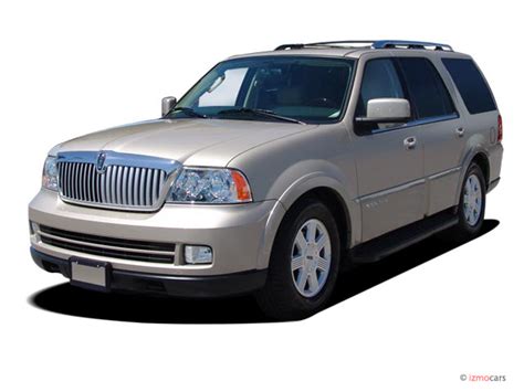 2005 Lincoln Navigator photo