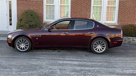 2005 Maserati Quattroporte photo