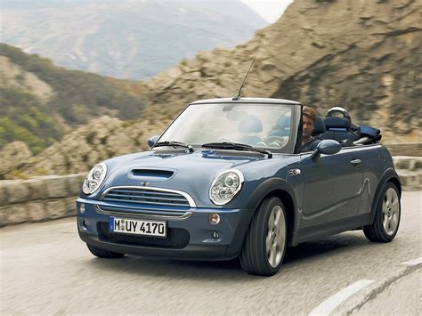 2005 Mini Cooper s convertible photo