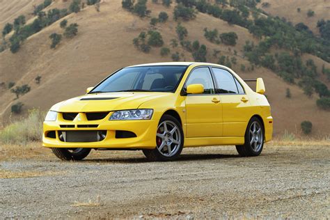 2005 Mitsubishi Lancer evo photo