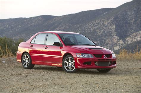 2005 Mitsubishi Lancer evolution photo