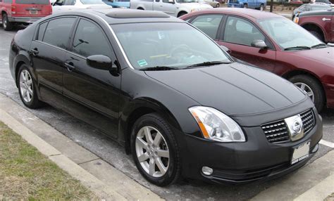 2005 Nissan Maxima photo