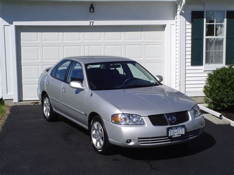 2005 Nissan Sentra photo