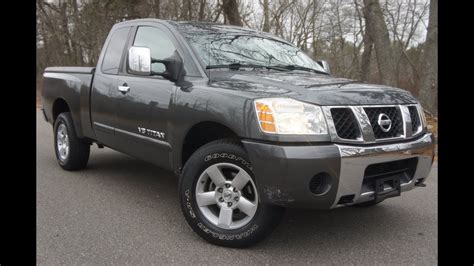 2005 Nissan Titan photo