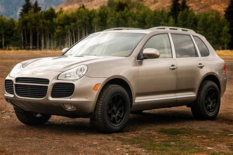 2005 Porsche Cayenne photo