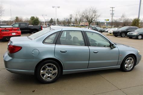 2005 Saturn L300 photo