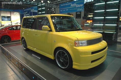 2005 Scion Xb photo